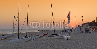 Blickfang, Boote im Sonnenuntergang (boot, boot, sonnenuntergänge, stimmung, stranden, nordsee, sylt, friesland, wasser, sand, himmel, rot, sonn)
