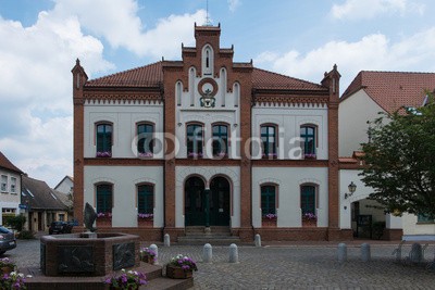 dina, Rathaus in Krakow am See,  Mecklenburg-Vorpommern (landschaft, natur, naturschutzgebiet, wildlife, wildnis, licht, deutsch, laub, mecklenburg-vorpommern, see, mecklenburg, wasser, wolke)