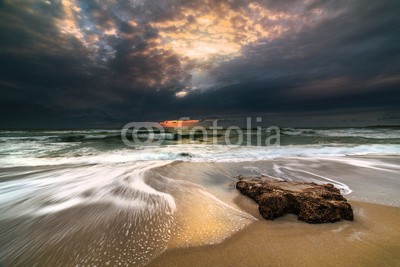 effeduepuntotto, al tramonto (abendsonne, landschaft, meer, wasser, salz, stranden, winter, gewitter, fels, himmel, wolken, farbe, aufwachen, welle, nass, gestreift, bewölkt, sturm, sonne, licht, obscure, sand, mosso, spiegelung, bunt, bewölk)