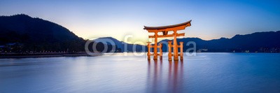 eyetronic, Miyajima Japan (miyajima, japan, panorama, tor, schrein, torii, tempel, hiroshima, japanisch, insel, asien, architektur, see, wasser, überschwemmungen, rot, asiatisch, unesco, historisch, traditionell, orientierungspunkt, groß, blau, meer, küste, symbol, himme)