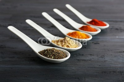 Africa Studio, Different kinds of spices in spoons on wooden background (arten, gewürz, löffeln, hölzern, backgrounds, aroma, aromatisch, divers, sortiment, hell, tragen, chilies, sammlung, verfärbt, bunt, würze, kochen, exemplar, kochkunst, kulinarisch, different, trocken, flavour, essen, foodie, grau, gruppe, haufe)