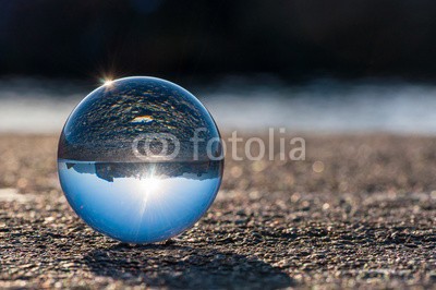 bychykhin, Glass transparent ball on dark background and grainy surface. (ball, glas, kristalle, klar, kugel, sphäre, erdball, flüssigkeit, abstrakt, magisch, runde, perle, licht, backgrounds, dekoration, hell, symbol, schatten, kreis, schwarz, grau, grau, abbildung, glänzend, linse, durchsichtig, blase, soap, ge)