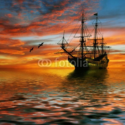 F@natka, Sailboat against beautiful sunset landscape (tier, backgrounds, schöner, vögel, blau, boot, hell, cartoons, himmlisch, wolken, dunkel, abend, glühen, horizont, abbildung, licht, lonely, mondschein, morgens, geheimnisvoll, natur, nacht, ozean, besinnung, rivers, segelboot, sailing, segel, mee)
