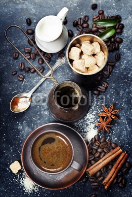 Natalia Klenova, Coffee composition (einkaufen, espresso, pause, schwarz, café, milch, weiß, close-up, mocha, tisch, leisure, teller, köstlich, koffein, sucht, bar, kaffee, braun, getränke, aroma, trinken, flavour, tassen, frühstücken, bohne, restaurant, barista, schokolade, morgen)