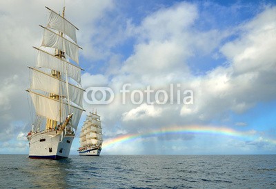 Alvov, Cruises on sailing ships (segel, yacht, segelsport, sailing, segelboot, regatta, schiff, crew, urlaub, gespann, fahrzeug, bootfahren, boot, kreuzfahrt, segelschiff, matrose, lebensstil, luxus, transport, nautisch, draußen, abenteuer, jagd, sport, rudern, wettrennen, windi)