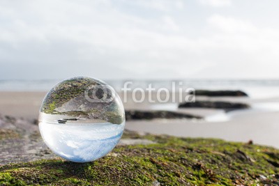 klauskreckler, Crystal ball at the beach (strand, sanddünen, sand, gras, blau, meer, landschaft, backgrounds, froh, ozean, küste, urlaub, küste, sanddünen, schöner, natur, sommer, urlaub, reisen, seaside, draußen, sonne, seelandschaft, küstenlinie, grossbritannien, grün, inches, bal)