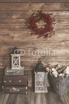 Alena Ozerova, Christmas decor (rustikal, deko, urlaub, dekoration, winter, braun, backgrounds, rot, hölzern, weihnachten, urlaub, holz, weihnachten, alt, zuhause, haus, interieur, dunkel, ländliche, wand, begrüssung, niemand, zimmer, jahrgang, postkarte, eco, natürlich, staa)