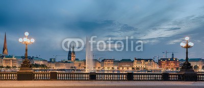 Blickfang, Hamburg Jungfernsteg beleuchtet Panorama (sehenswürdigkeit, touristisch, deutsch, historisch, hamburg, stadt, haus, architektur, hanse, rathaus, wasser, spiegelung, beleuchtet, licht, lampe, lampe, nach)