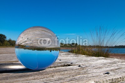 avanheertum, Landscape in glass sphere (bellen, strand, blau, brücke, gelassenheit, karibik, küste, sehnsucht, traum, exotisch, mädchen, glas, urlaub, hot, hotel, abbildung, insel, lagune, luxus, malediven, natur, ozean, palme, paradise, peace, pflanze, romantisch, sand, szeneri)