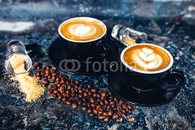 Hoda Bogdan, Latte art on espresso coffee. Black coffee served in bar (barista, kunst, schütten, mocha, café, milch, koffein, bar, kaffee, getränke, aroma, trinken, hell, milchkaffee, tassen, frühstücken, barkeeper, restaurant, morgens, grillparty, schwarz, schaum, mug, italienisch, espresso, professionell, gaststätt)