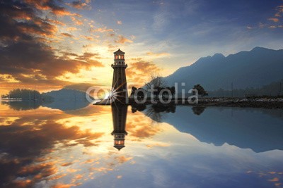 farizun amrod, Sunset at lighthouse coastal beach in Langkawi Island, Kedah, Malaysia (langkawi, leuchten, verträumt, turm, küste, zackig, erleuchten, wolken, gelassenheit, leuchtturm, fels, glühend, dramatisch, felsig, hell, horizont, marina, leitfaden, hervorgehoben, ray, licht, riff, beruhigt, asien, magie, leuchtfeuer, anleitun)