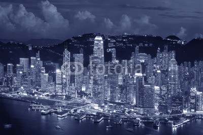 leeyiutung, Aerial view of Hong Kong City at dusk (stadtlandschaft, hafen, landschaft, china, asiatisch, pike, szenerie, meer, tourismus, panorama, stadt, architektur, hoch, zentrum, sightseeing, metropole, stadtteil, modern, gebäude, asien, abenddämmerung, puerto, skyline, nacht, hoheitsvoll, panoramisc)