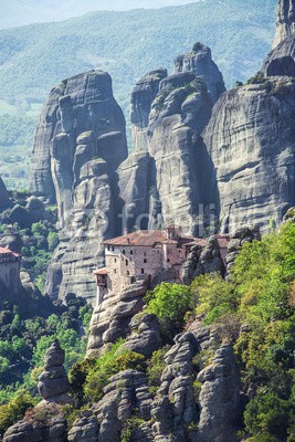 Cara-Foto, Sandsteinfelsen und Klöster Meteora (landschaft, fels, gebäude, haus, kloster, meteor, sandstone, hoch, geheimnisvoll, mystisch, astronomisches, set, tour, höhlen, wandern, klettern, tourismus, ehemalig, glaube, griechenland, baum, stimmung, göttlich, atemberauben)
