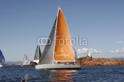 cintrasail, Rocky (yacht, maxi, wally, regatta, saint-tropez, segelsport, segelschiff, yacht, segel, segel, mittelmeer, segel, fels, rock, islan)