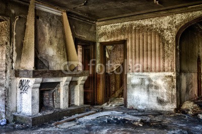 portishead5, Verlassene Orte und Lost Places (leerstehend, bejahrt, verfallen, verschmutzt, ruine, tapete, schimmel, unordnung, verwesen, hausrat, bett, kaputt, unbewohnt, haus, grand hotel, zimmer, jugendstil, ornament, vergessen, zu verkaufen, spröde, stuhl, couch, gardine, treppe, frailt)
