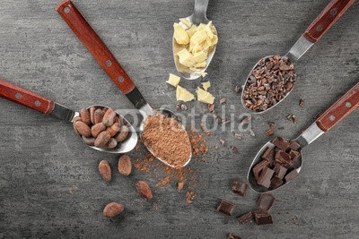 Africa Studio, Spoons with different cocoa products on grey background (antioxidans, hintergrund, bohne, braun, butte, schokolade, kakao, farbe, kochen, köstlich, nachspeise, diät, different, essen, essen, grau, gesund, zutaten, natürlich, schreibfeder, nährstoffe, objekt, organisch, pulver, produkt, produkt, protei)