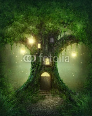 Elena Schweitzer, Fantasy tree house (abenteuer, hell, dunkel, dunkelheit, nacht, tiefe, traum, verträumt, fairy, märchen, fantasy, nebel, wald, grün, vorstellung, vorstellen, landschaft, ausreisen, magisch, nebel, geheimnisvoll, mysterium, natürlich, natur, niemand, draußen, pflanz)