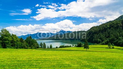 bakanahito, Weißensee bei Füssen im Allgäu (beine, see, alps, berg, wasser, blue sky, bavaria, tourismus, hiking, spazieren, hiking, spaziergang, schwimme)