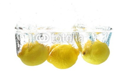 夢見る詩人, レモン (zitronenbaum, obst, zitrusfrüchte, frisch, neu, essen, wasser, aquarium, vergiessen, drei, wasseroberfläch)