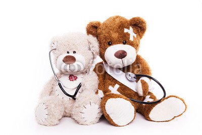 drubig-photo, kranke bärchen (krank, krankheit, kinderarzt, liebe, 14 februar, herz, verletzung, wund, teddy, trost, unfall, hilfe, helfer, hilfe, gesundheit, heal, doktor, krankheit, doktor, familie, entspannen, bett, binden, bär, kalt, erholen, bergung, isoliert, kind, kin)