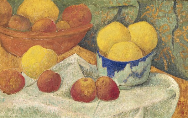 Paul Serusier, Apples with a Blue Dish, 1922 (oil on canvas) (Obst, Obstschalen Äpfel, Zitronen, Stillleben, Tischdecke, Mauer, Klassische Moderne, Spätimpressionistisch, Malerei, Wunschgröße, Esszimmr, Wohnzimmer, bunt)