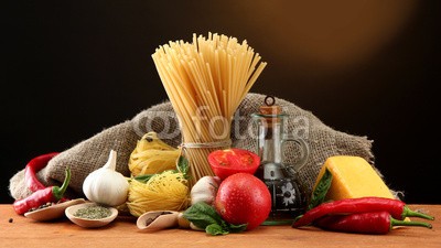 Africa Studio, Pasta spaghetti, vegetables and spices, (Wunschgröße, Fotografie, Stillleben, Tisch, Gemüse, Tomaten, Basilikum, Knoblauch, Käse, Peperoni, Nudeln, Spaghetti, Kräuter, Mahlzeit, Küche, Italien, italienisches Essen, Pasta, Öl, Küche, Restaurant, Bistro, bunt)