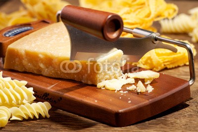 AK-DigiArt, Parmesan (weinprobe, parlamentsgebÃ¤ude, einreiben, rotwein, imbiss, economics, lieb, kÃ¤se, milch, reifung, sorte, italien, frankreich, italienisch, herb, stark, krÃ¤ftig, salzig, blockhÃ¼tte, hÃ¼tte, bratpfanne, emilia-romagna, emilia-romagna, ernÃ¤hrungsumstellu)