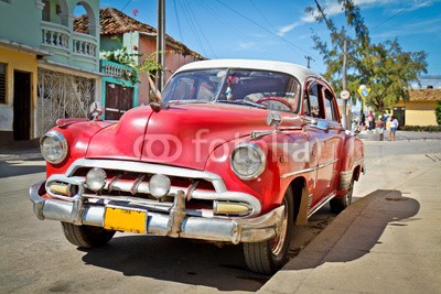 ALEKSANDAR TODOROVIC, Classic Chevrolet  in Trinidad, Cuba (50s, american, antikes, kfz, personenwagen, autos, karibik, chevrolet, classic, kolonial, cuba, kubaner, kultur, tage, tageszeiten, fassade, 50s, grün, havana, erbschaft, urlaub, alt, old-timer, old-timer, retro, straße, reisender, fremdenverkehr, tax)