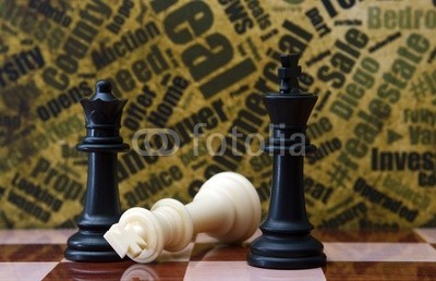 alexskopje, Chess against grunge background (alt, chess, bewegung, tisch, schachbrett, bejahrt, auswählen, weiß, business, planes, könig, standorte, zusammenarbeit, politik, konkurrenzfähig, wettkampf, streit, schwarz, schrott, wagnis, verbinden, kampf, strategie, age, kriegen, textur, lösun)