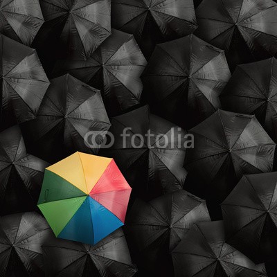 alphaspirit, Be leaderconcept (schwarz, regenschirm, Ã¶ffnen, hintergrund, schutz, vielfarbig, beschÃ¼tzen, colourful, zubehÃ¶r, deckung, business, wasser, wetter, regen, colour, konzept, anfÃ¼hrer, different, safety, objekt, regenbogen, schÃ¼tzend, jahreszeit, bos)