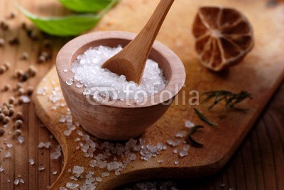 al62, sale grosso marino (salz, groß, weiß, rein, elegant, salz, zutaten, essen, würze, essen, küche, close-up, kochen, meersalz, natriu)