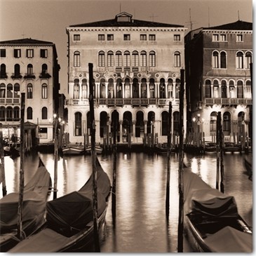 Alan Blaustein, Il Gran Canale di Notte (Wunschgröße, Fotografie, Nostalgie, Architektur, Palazzi, Paläste, Venedig, Venezia, Canal Grande, Abendlicht, Beleuchtung, Gondeln, Städte, Italien, Schlafzimmer, Wohnzimmer, Treppenhaus, schwarz / weiß, sepia)