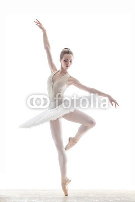 Alexander Yakovlev, the dancer (tanzen, tänzer, dancing, ballett, ballerina, silhouette, high key, weiß, tutu, pantoffel, sprung, springen, springen, künstler, traditionell, klassik, theatralisch, balance, frau, weiblich, mädchen, attraktiv, schöner, fröhlich, erziehung, aufgabe)