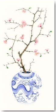 Gabby Malpas, Blue Porcelain Cherry Blossom (Vase, Kirschblütenzweig, Drachenmuster, Porzellan, Wunschgröße, Malerei, Esszimmer, Treppenhaus,  bunt)