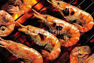 amenic181, Grilled prawns on flaming grill. (meer, barbecue, scharf essen, mahlzeit, feuer, essen, fleisch, rösten geröstet, lecker, steak, yummy, grill, garnele, ozean, geraucht, flamme, shrimps, geröstet, flammendes, cooking, feinschmecker, meeresfrüchte, barbecue, holzkohlen, appetize)