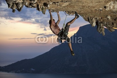 Andrey Bandurenko, Rock climber at sunset, Kalymnos Island, Greece (bergsteiger, fels, mann, seil, klettern, felsen, sonnenuntergänge, aktiv, höhe, klettern, berg, landschaft, silhouette, guy, 1, sonne, oberteil, himmel, blei, wölben, cave, anblick, männlich, wand, dach, hoch, jung, allein, sport, insel, star)