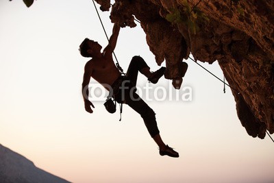 Andrey Bandurenko, Rock climber (bergsteiger, kletternatter, mann, fels, klettern, silhouette, mÃ¤nnlich, aktiv, betÃ¤tigung, erwachsen, felsen, extrem, tau, hÃ¶he, hoch, landschaft, lebensstil, berg, natur, eins, drauÃŸen, leute, person, portrait, seil, himmel, sport, stÃ¤rke, star)