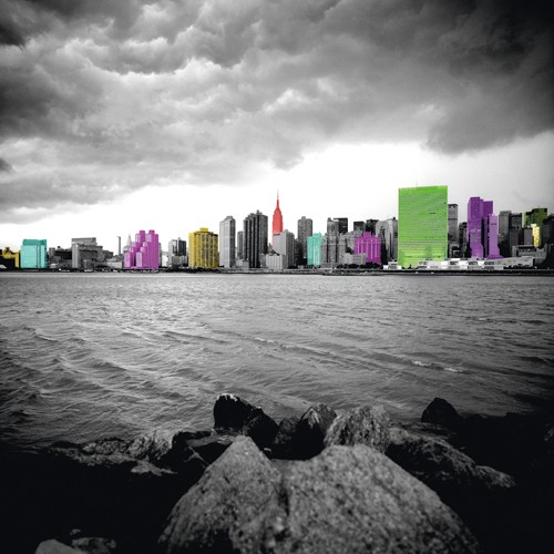 Anne Valverde, New York Beach (Wunschgröße,Fotokunst, Städte, Metropole, New York, Skyline, Wolkenkratzer, Hochhäuser, Panorama, Wolken, Unwetter,   Modern, Büro, Wohnzimmer, Jugendzimmer, bunt, schwarz/weiß)