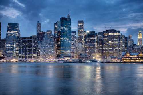 Aurélien Terrible, Brooklyn Bridge Park (Wunschgröße, Fotokunst, Städte, Metropole, New York, USA, Skyline, Hochhaus, Wolkenkratzer, Abendszene, Büro, Wohnzimmer, bunt)