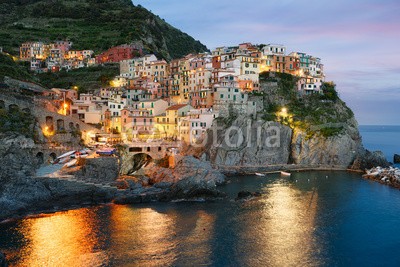 Beboy, Manarola, Cinque Terre, Italie (welt, italien, 5, italienisch, dorf am meer, site, landschaftlich, abend, nacht, jean, besinnung, meer, mittelmeer, haus, haus, colourful, europa, landschaft, liguria, küste, haus, berg, mittelmeer, natur, landschaft, landschaftlich, terrassen, felse)