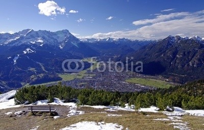 Bergfee, Garmisch - Partenkirchen mit Zugspitze und Alpspitz (deutschland, zugspitze, schloss, sehenswürdigkeit, panorama, schnee, eis, gletscher, sommer, winter, bergsee, himmel, spiegelung, wasser, landschaft, see, hiking, bergsteiger, bergsteigen, kopf, fliege, fremdenverkehr, national park, berg, alps, ber)