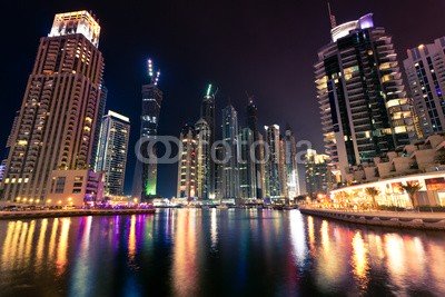 Beboy, Dubaï Marina (dubai, dubai, arabe, vereinigt, gebäude, skyscraper, kratzen, himmel, turm, architektur, konstruktion, haus, modern, moderne technologie, groß, höhe, stadt, capital, stadt, landschaft, tourism, futuristisch, grossstadtherbst, business, mitte, downtow)