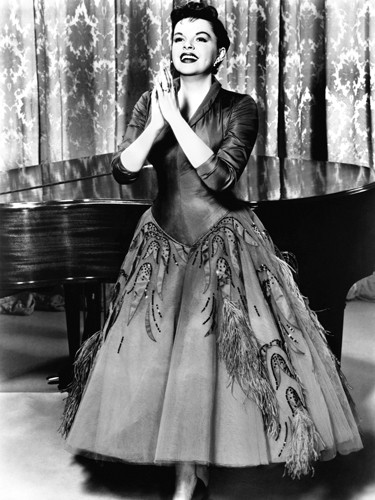 Hollywood Photo Archive, Judy Garland (Judy Garland, Diva, Schauspielerin, Nostalgie, Portrait, Filmklassiker, Filmszene, Persönlichkeiten, Fotografie,  Wohnzimmer, Kino, Wunschgröße, schwarz/weiß)
