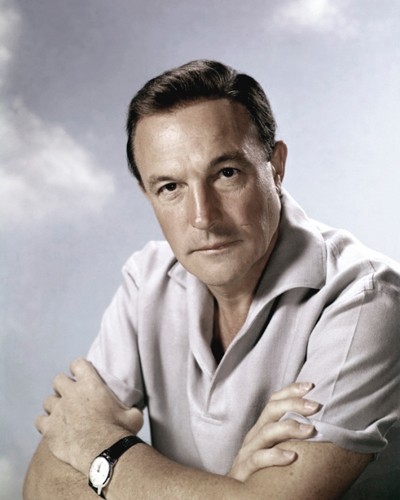 Hollywood Photo Archive, Gene Kelly (GeneKelly, Schauspieler, Tänzer, Nostalgie, Portrait, Filmklassiker, Persönlichkeiten, Fotografie,  Wohnzimmer, Kino, Wunschgröße, bunt)