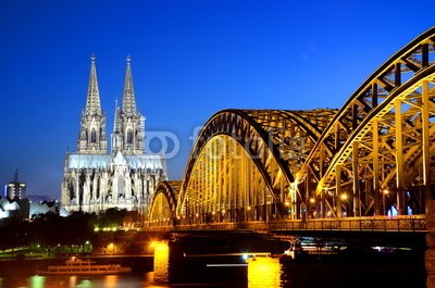 bildergala, KÃ¶ln Dom (cologne, abenddÃ¤mmerung, angestrahlt, architektonisch, architektur, berÃ¼hmt, brÃ¼cke, europa, europÃ¤isch, gebÃ¤ude, kirche, nacht, rhein, stadt, stadtlandschaft, tourismus, turm, wasser, dom, nachtaufnahme, abend, abend, beleuchtung, christentum, deuts)