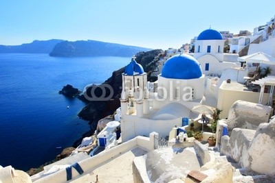 Brad Pict, Santorin - Oia (Wunschgröße, Fotografie, Photografie, Griechenland, Insel, Santorini, Architektur, Kirche, Häuser, Meer, Mittelmeer, Landschaft, Urlaub, blaue Kuppeln, Panorama, Wellness, Bad, Arztpraxis, blau / weiß)