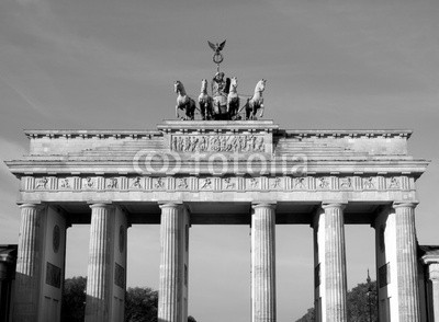 c, Brandenburger Tor, Berlin (Wunschgröße, Fotografie, Photografie, Frühklassizismus, nationales Symbol, Symbol, Wahrzeichen, Säulen, Johann Gottfried Schadow, Deutschland, Metropole, Berlin, Tor, Quadriga, Skulpturen, Attika, Relief, Büro, Business, bunt)