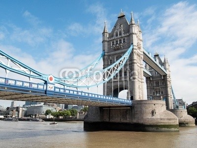 c, Tower Bridge, London (Wunschgröße, Fotografie, Photografie, Metropole, Stadt, Fluss, Themse, Brücke, Wahrzeichen, Neugotik, Klappbrücke, Büro, Business,  bunt)