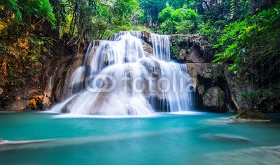 calcassa, Deep forest waterfall at Huay Mae Khamin, Kanchanaburi Province, (Thailand, Erawan, Nationalpark, Wasserfall, Kaskaden,  erfrischend, Urwald, Natur, Landschaft, Urlaub, Wellness, Badezimmer, Treppenhaus, Fotografie, Wunschgröße,  bunt)