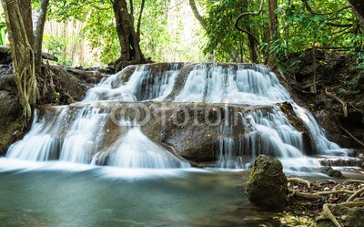 calcassa, Hauy Mae Khamin waterfall in Deep forest (Thailand, Erawan, Nationalpark, Wasserfall, Kaskaden,  erfrischend, Urwald, Natur, Landschaft, Urlaub, Wellness, Badezimmer, Treppenhaus, Fotografie, Wunschgröße,  bunt)